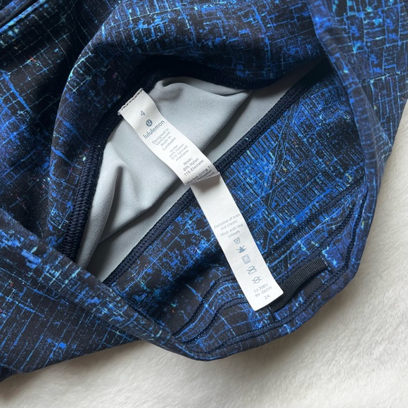 Lululemon Athletica Train Times Crop Leggings City Lights Pattern Size 4 - Picture 5 of 7